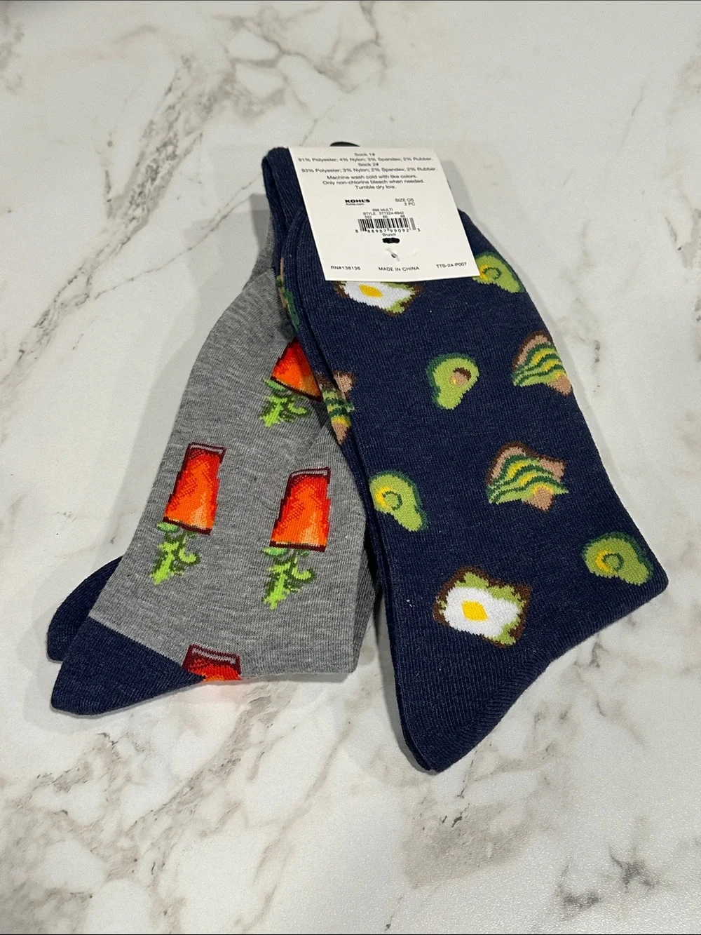 Twisted Toes Crew Socks Mens 8-13 NEW 2 Pair Bloody Mary Avocado Toast